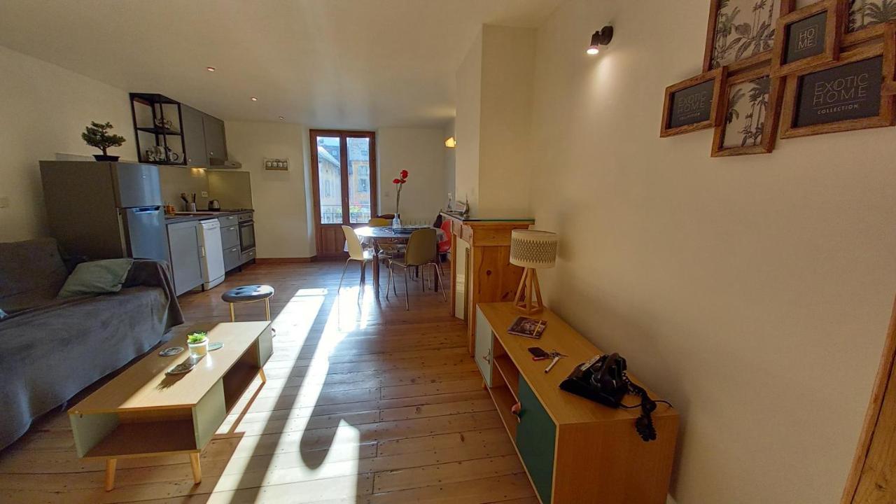Appartement De Charme Le 1707 Au Coeur De La Cite Vauban Бріансон Екстер'єр фото
